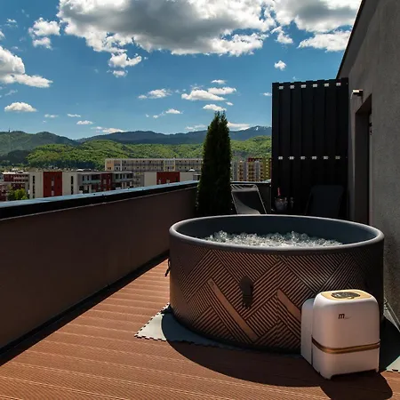 בראשוב Skylark - Manhattan Penthouse With Jacuzzi & Panoramic View מראה חיצוני תמונה